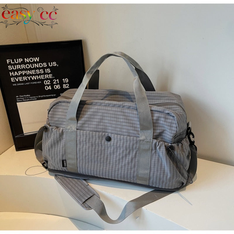 Large Capacity Travel Bag for Short Trips, Suitable for Spring And Summer, Designed for Women As a Shoulder Tote Or Handbag