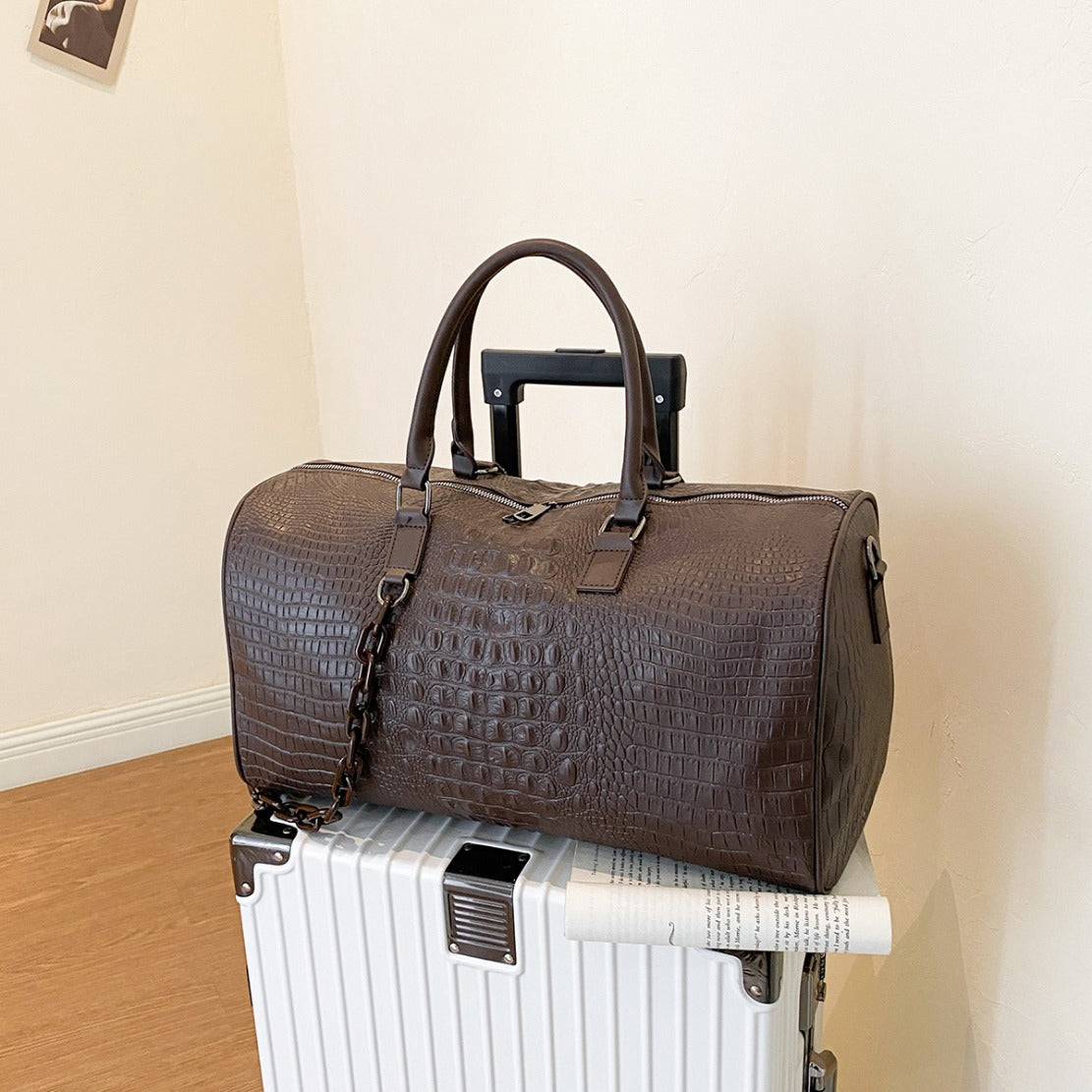 Men's And Women's Large Capacity Travel Bags | Soft, Fitness Bags, New Lightweight Crossbody Bags, Available in Multiple Colors:, Pink, Yellow, Green, Coffee, Dark Brown